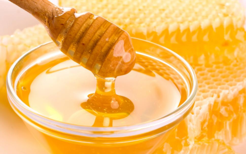 Is dreaming about honey a sign of good luck?